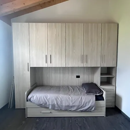 Feriehus Colombaio Con Idromassaggio A 10 Min Dal Di Cresciasca